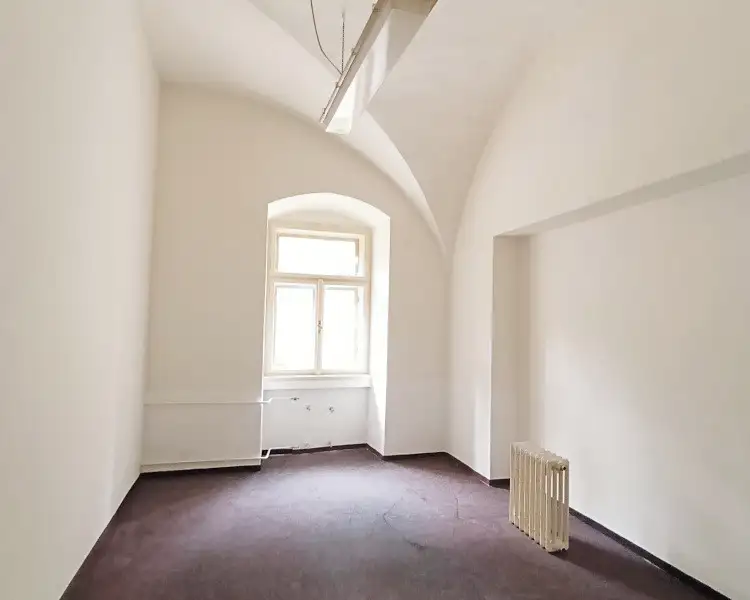 Pronájem obchodního prostoru 52 m², Hradec Králové – náhled fotky 3