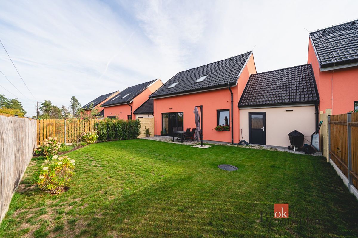 Prodej rodinného domu 120 m², pozemek 287 m² – fotografie 4