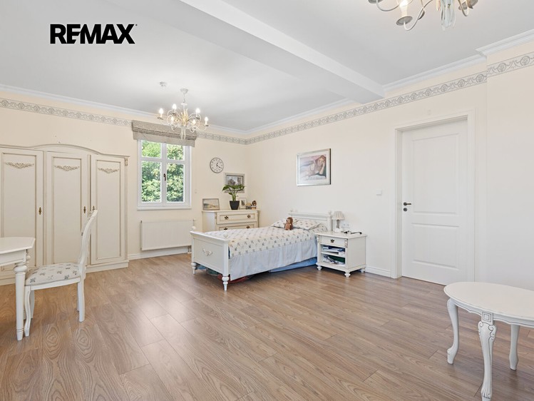 Prodej domu, 321 m² (15 z 32)