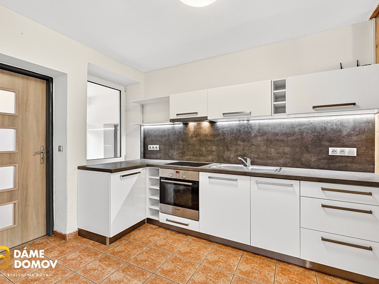 Prodej domu, 225 m² (24 z 37)