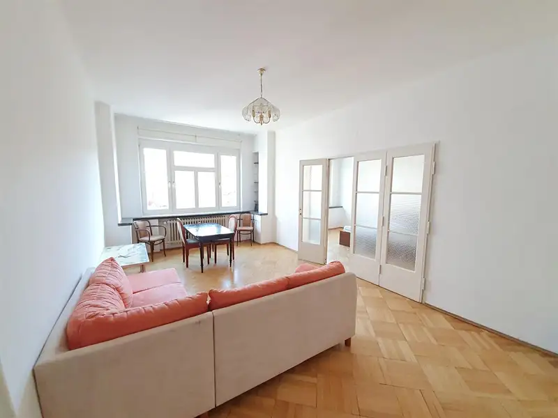 Pronájem bytu 4+1 140 m², Praha – náhled fotky 1