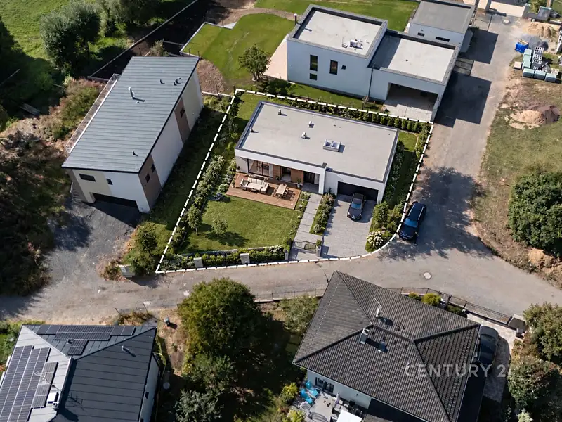 Prodej zahrady 680 m², Veleň – náhled fotky 3