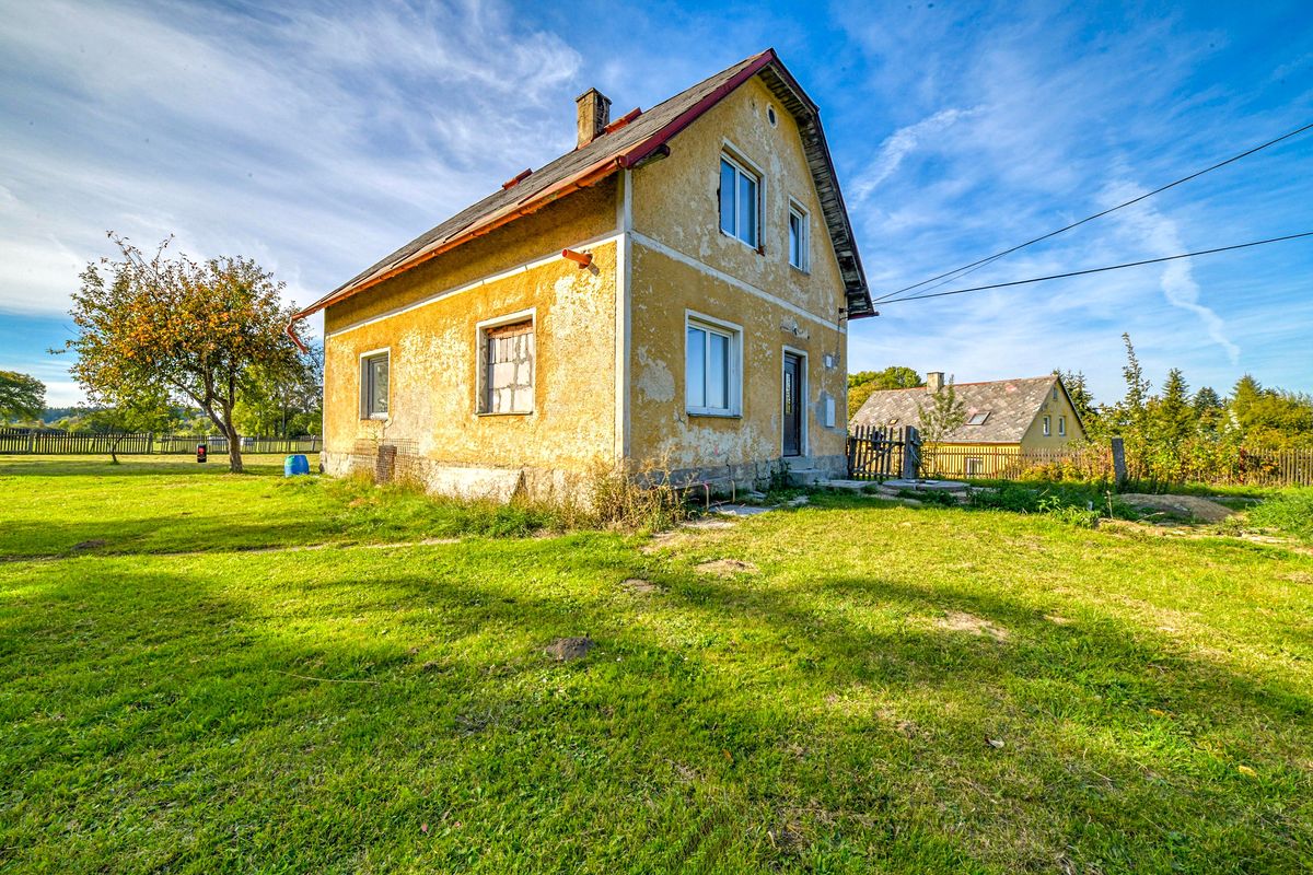 Prodej rodinného domu 203 m², pozemek 882 m²