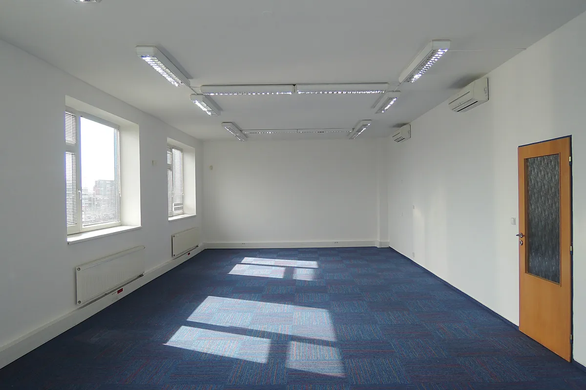 Pronájem kanceláře 135 m²