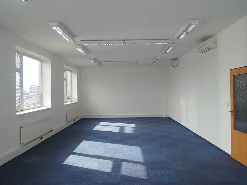Pronájem kanceláře 135 m², Brno – náhled fotky 1