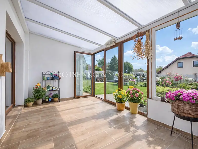 Prodej rodinného domu 252 m², pozemek 845 m², Záhoří – náhled fotky 2