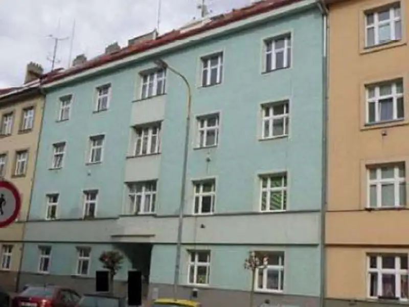Dražba bytu 2+1 91 m², Hradec Králové – náhled fotky 1