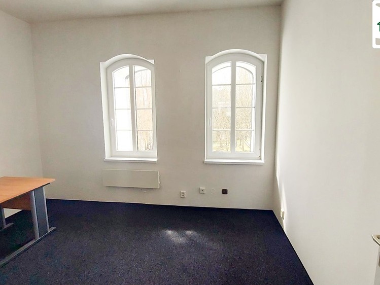 Комерційне приміщення в оренду, 64 м² (3 з 16)