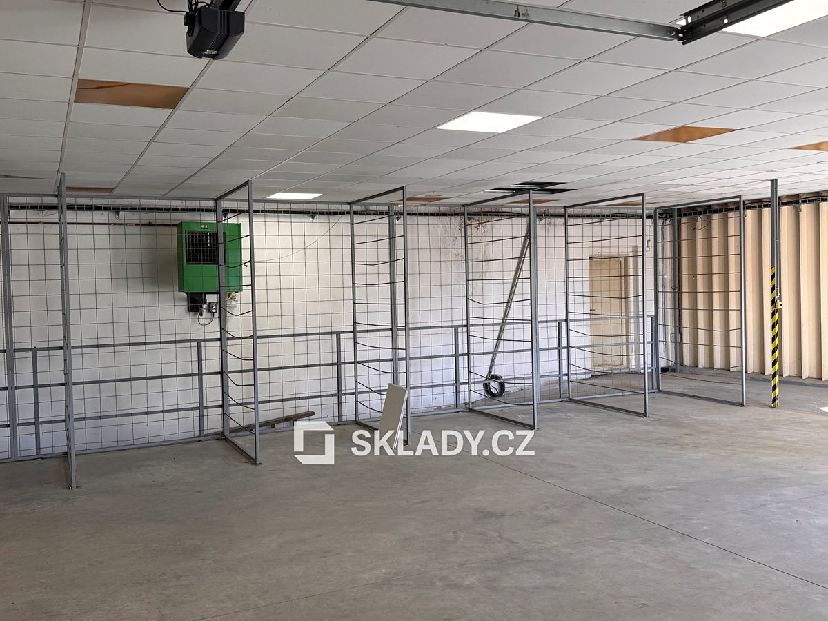 Pronájem skladového prostoru 1529 m² – fotografie 3