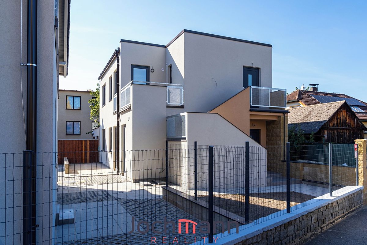 Prodej bytu 2+kk 56 m²