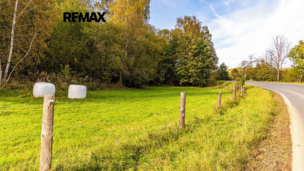 Prodej stavebního pozemku 1135 m² – fotografie 3