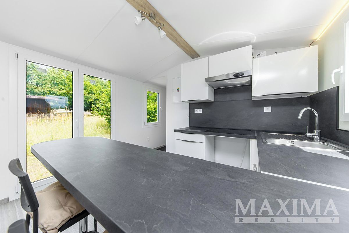 Prodej stavebního pozemku 844 m² – fotografie 3