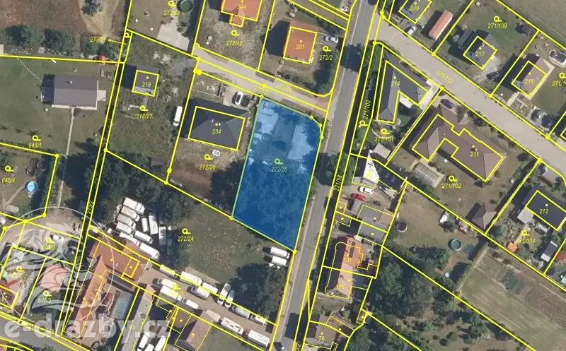 Dražba stavebního pozemku 1089 m², Křenek – náhled fotky 1