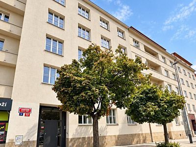 Pronájem bytu 1+1 38 m²