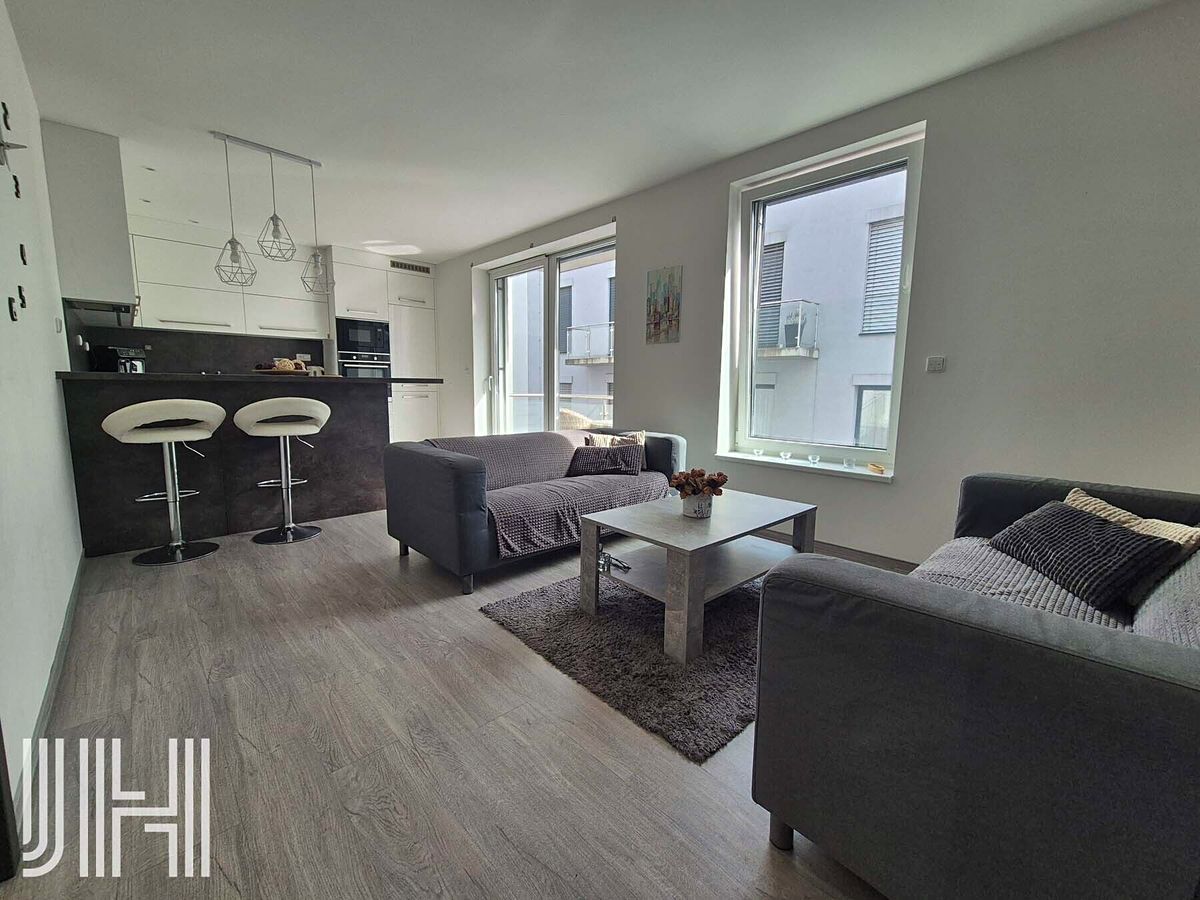Prodej bytu 2+kk 68 m² – fotografie 3