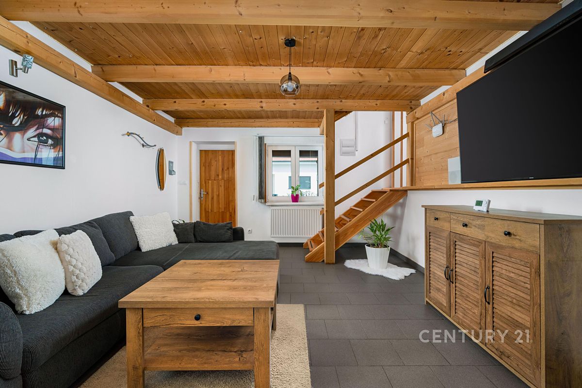 Prodej rodinného domu 173 m², pozemek 647 m² – fotografie 5