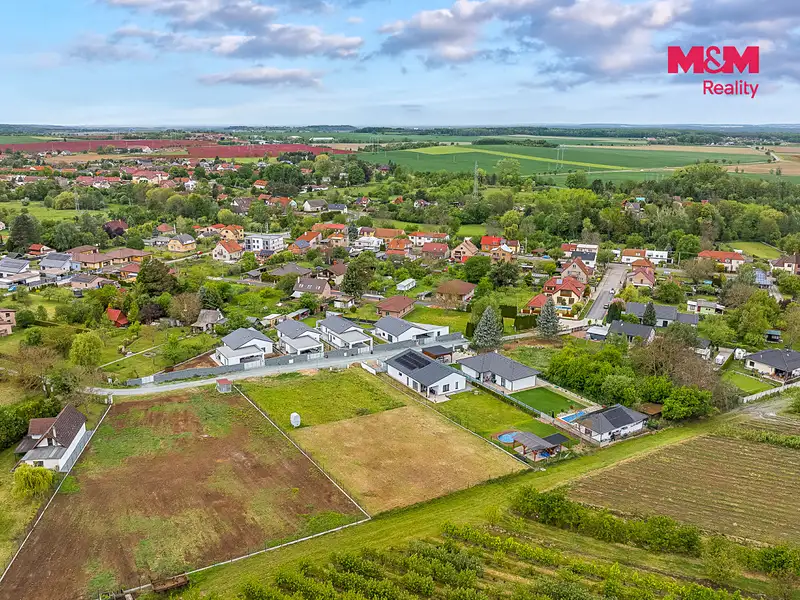 Prodej stavebního pozemku 1205 m², Choltice – náhled fotky 3