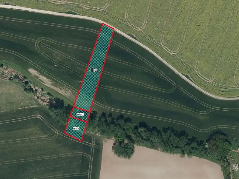 Prodej pole 3895 m², Řečany nad Labem – náhled fotky 1