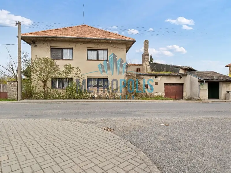 Prodej rodinného domu 260 m², pozemek 3645 m², Lhota – náhled fotky 3