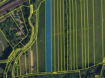 Prodej  pole 882 m²