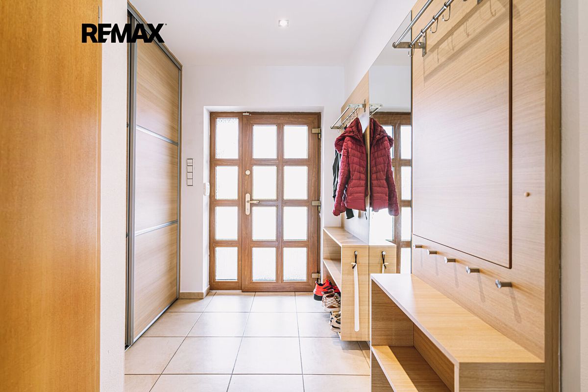 Prodej rodinného domu 120 m², pozemek 1188 m² – fotografie 4