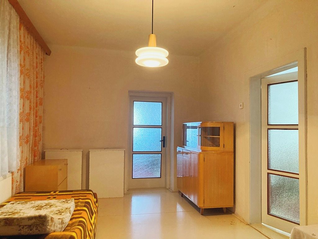 Prodej rodinného domu 255 m², pozemek 1127 m² – fotografie 5