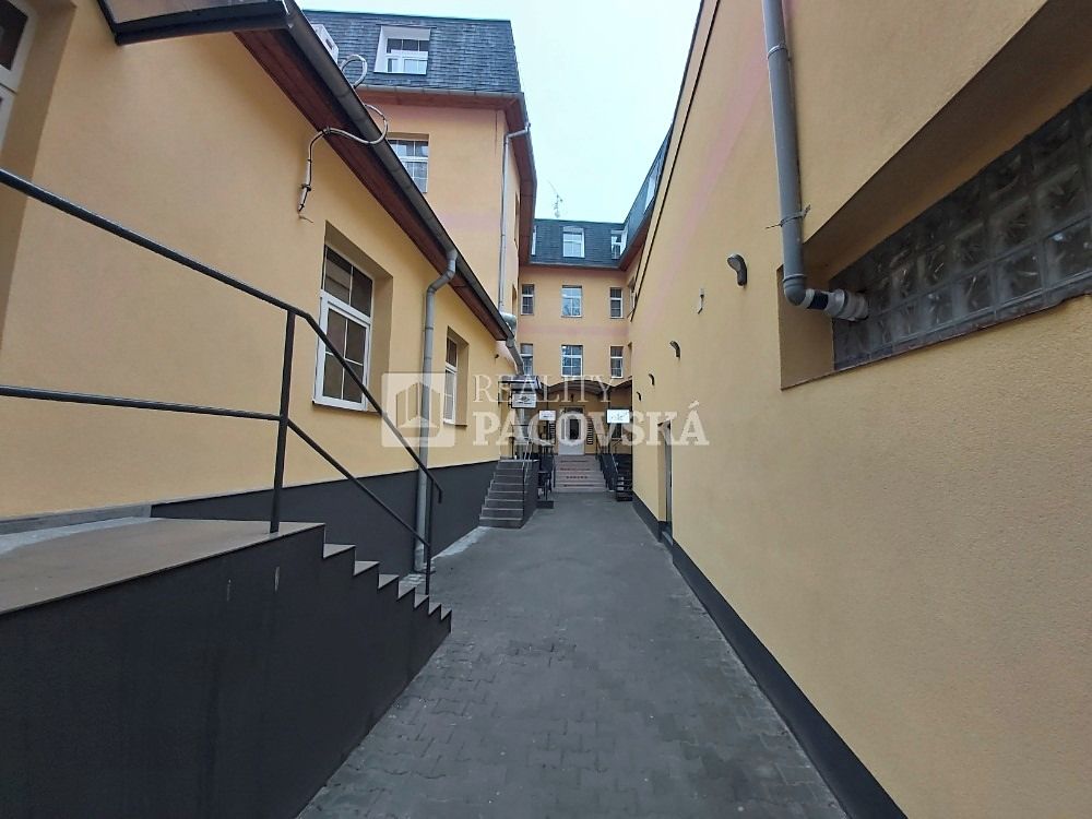Pronájem bytu 1+1 41 m²
