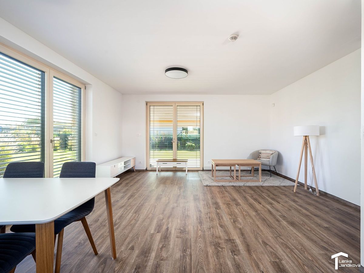 Pronájem rodinného domu 87 m², pozemek 490 m² – fotografie 5