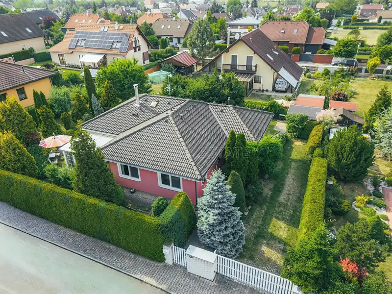 Prodej rodinného domu 107 m², pozemek 720 m², Velká Dobrá – náhled fotky 1
