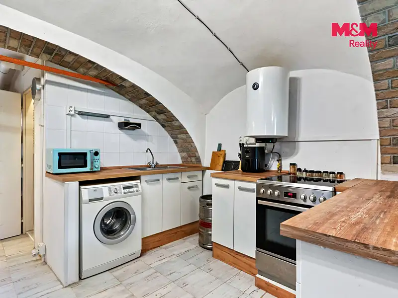 Prodej rodinného domu 376 m², pozemek 2768 m², Svor – náhled fotky 3
