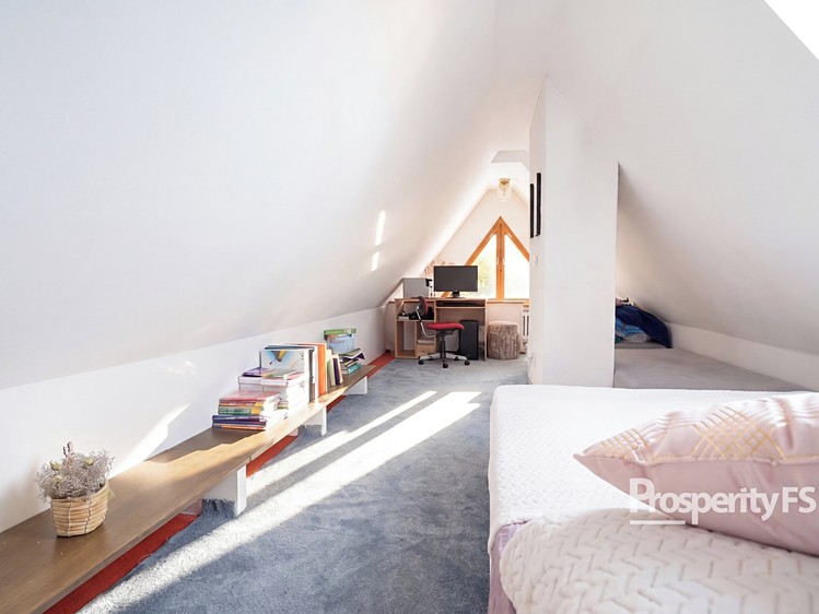 Будинок на продаж, 148 м² (32 з 45)
