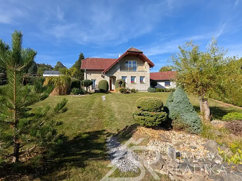 Prodej rodinného domu 121 m², pozemek 1098 m², Vacov – náhled fotky 2