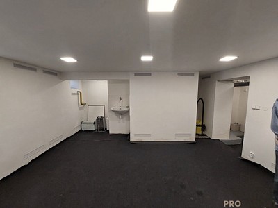 Pronájem komerčního prostoru, 30 m² (3 z 8)