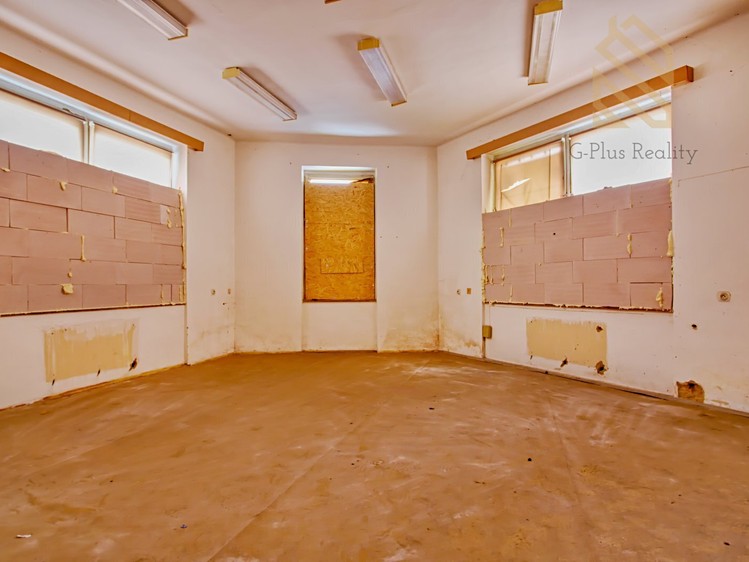 Комерційне приміщення на продаж, 203 м² (10 з 32)