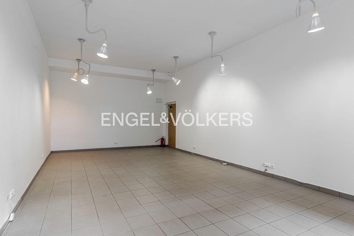 Pronájem obchodního prostoru 45 m² – fotografie 4