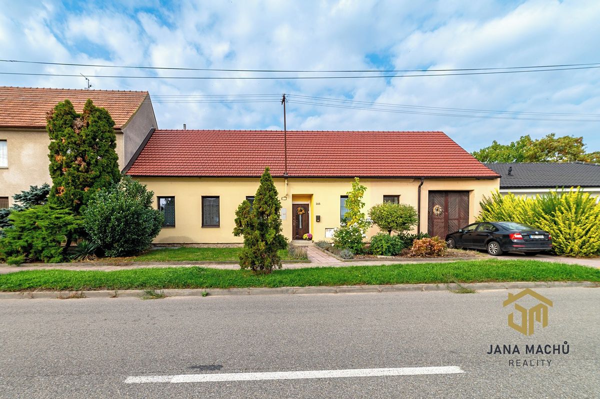 Prodej rodinného domu 140 m², pozemek 1387 m²