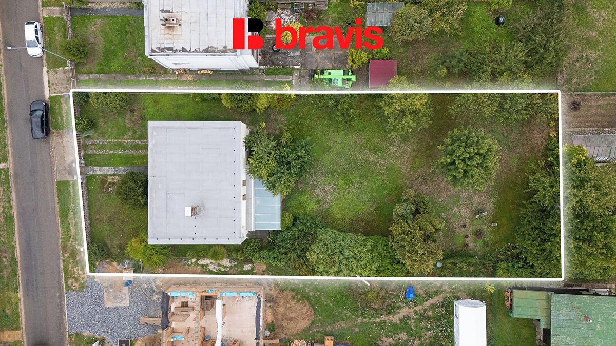 Pronájem rodinného domu 240 m², pozemek 1040 m² – fotografie 5
