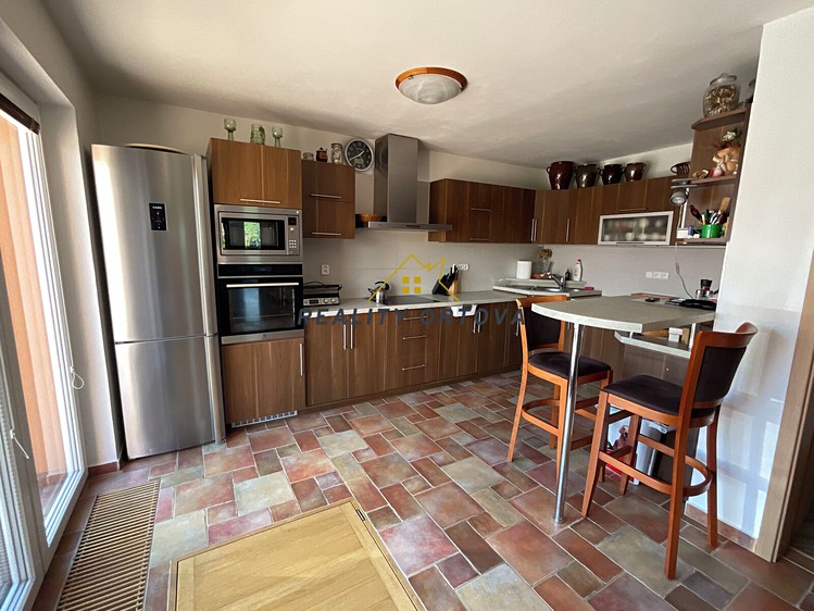 Haus zum Kauf, 166 m² (3 von 43)