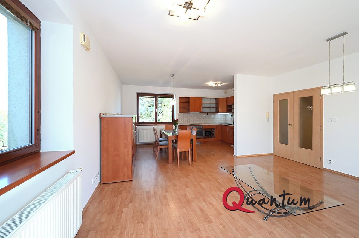 Pronájem rodinného domu 126 m², pozemek 193 m² – fotografie 5