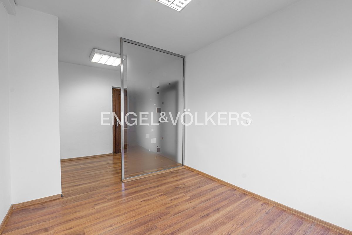 Pronájem kanceláře 40 m² – fotografie 5