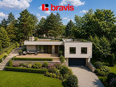 Prodej rodinného domu 217 m², pozemek 2794 m²
