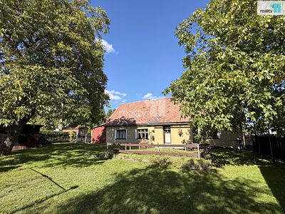 Prodej rodinného domu 80 m², pozemek 8774 m²