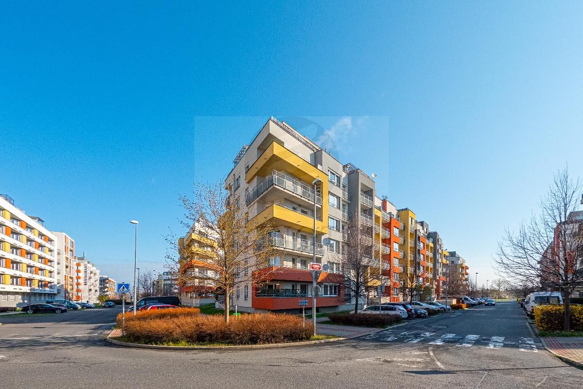 Pronájem bytu 2+kk 54 m²