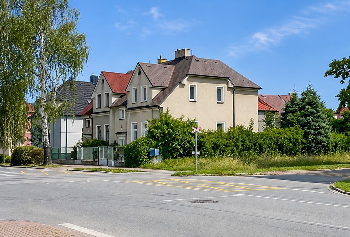 Prodej rodinného domu 123 m², pozemek 322 m² – fotografie 2