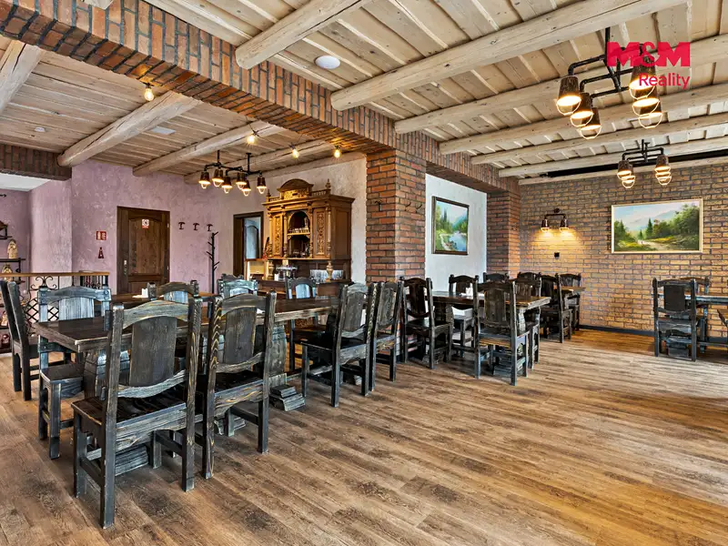 Prodej restaurace 889 m², Jablonec nad Nisou – náhled fotky 2