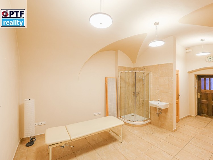 Комерційне приміщення в оренду, 25 м² (6 з 8)