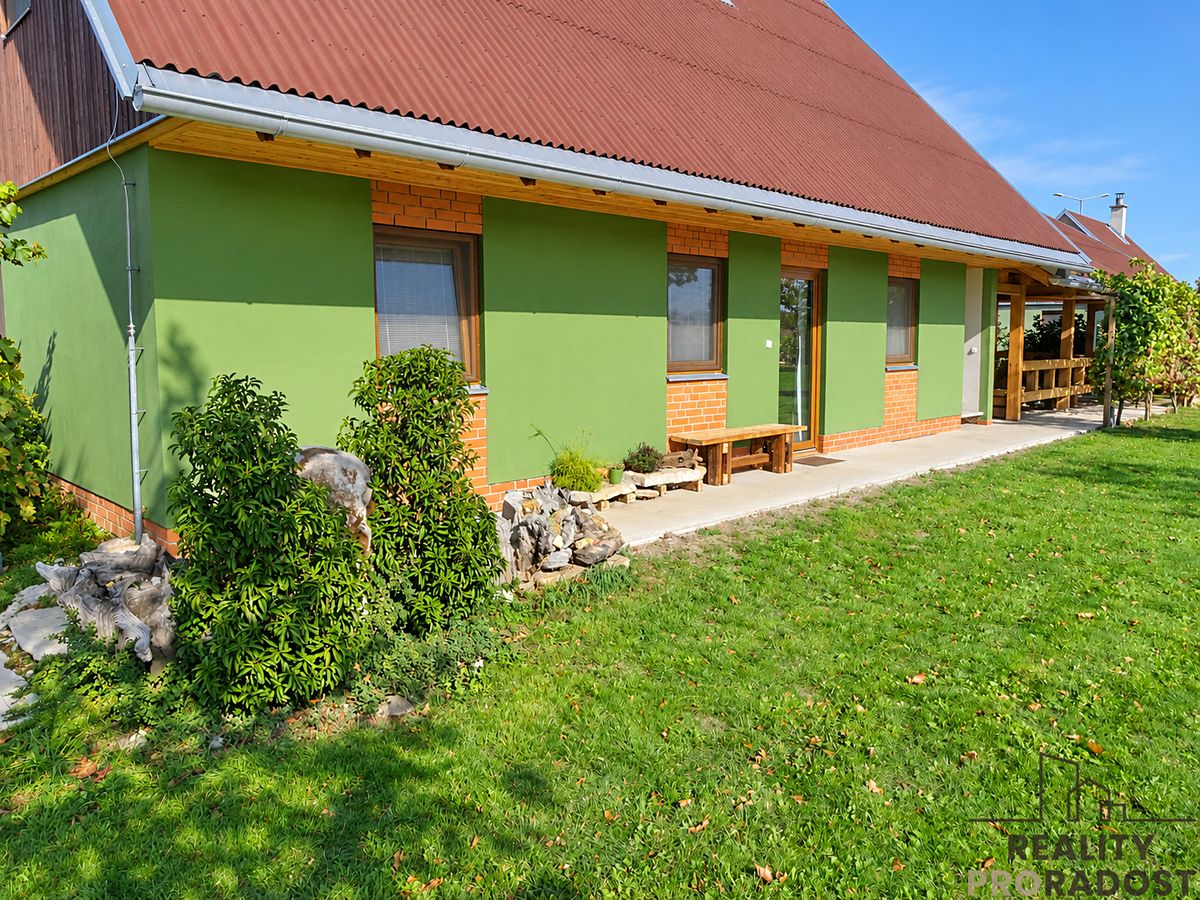Pronájem bytu 2+kk 64 m²