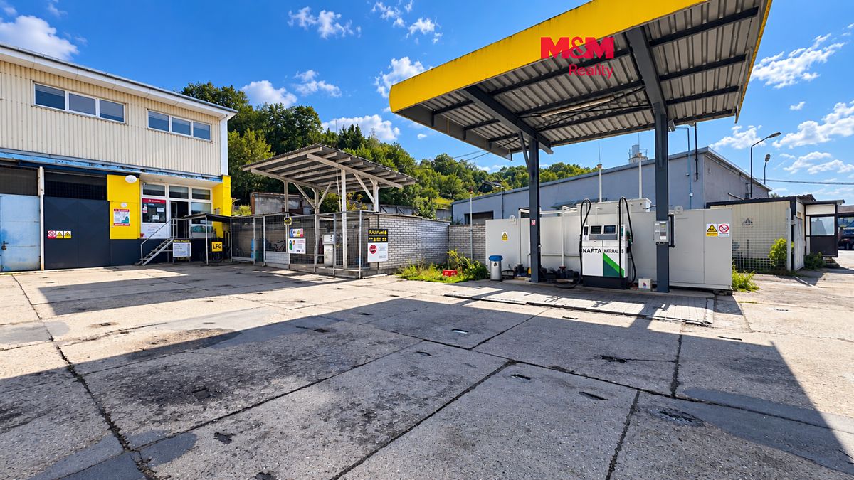 Pronájem obchodního prostoru 24 m²