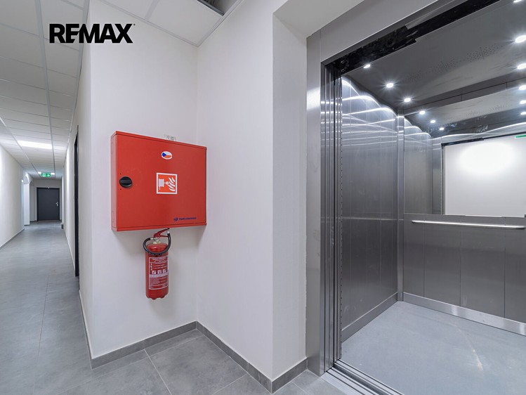 Wohnung 1+kk zum Kauf, 59 m² (13 von 19)