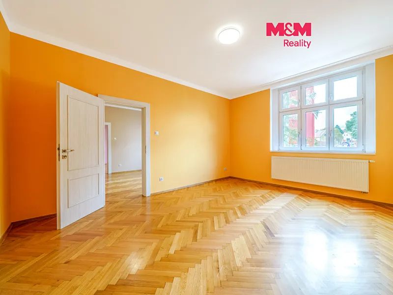 Prodej bytu 4+1, 99 m², Karlovy Vary, ul. Závodu míru